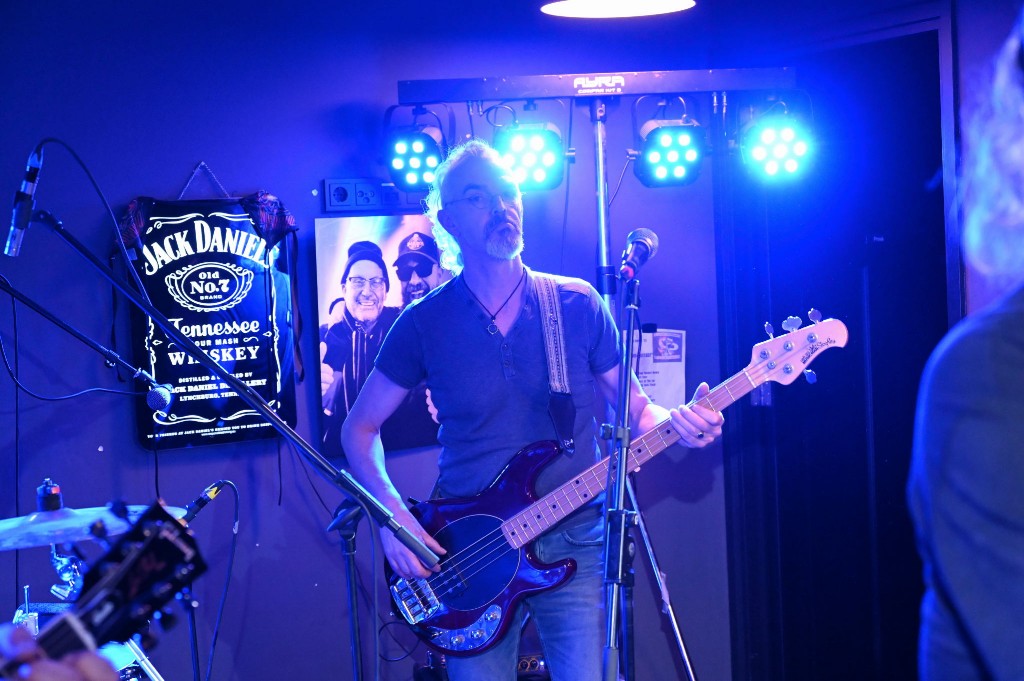 ../Images/10 jaar Ro's Barbershop 170.jpg